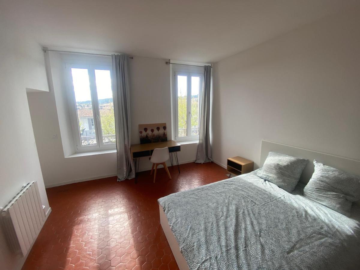 Charmant T3 Dans Le Centre Historique Apartment Manosque Exterior photo
